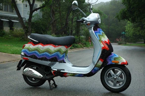 knit a cover for your scooter