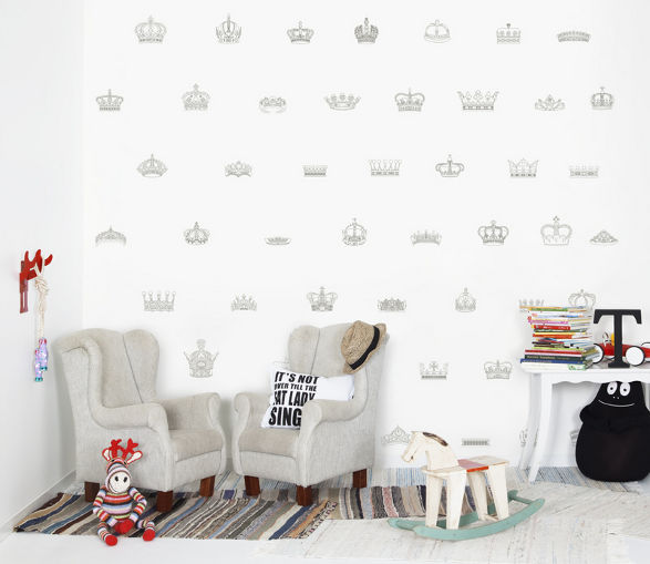 kings and queens wallpaper for childrens room